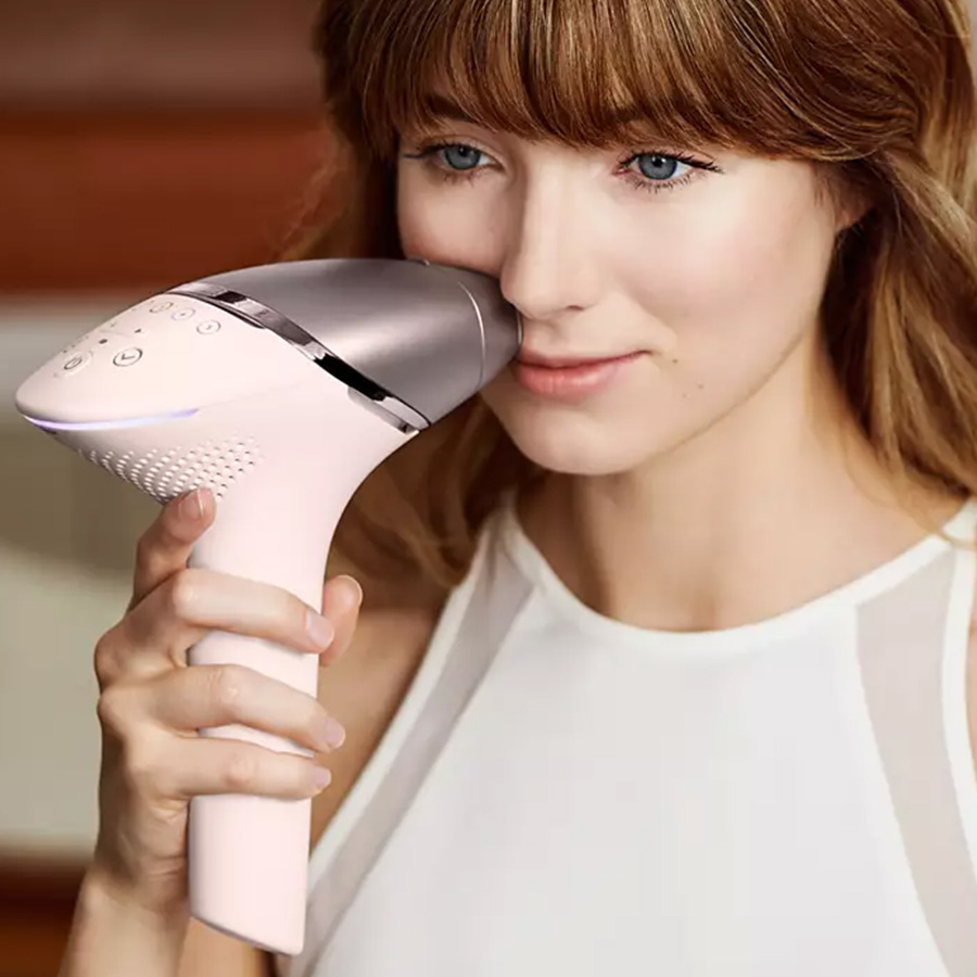 PHILIPS Lumea IPL uređaj za uklanjanje dlačica BRI977\00