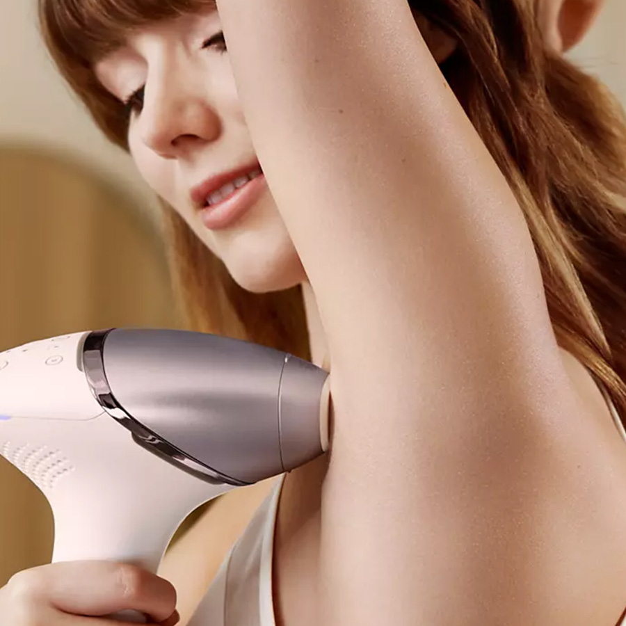 PHILIPS Lumea IPL uređaj za uklanjanje dlačica BRI977\00