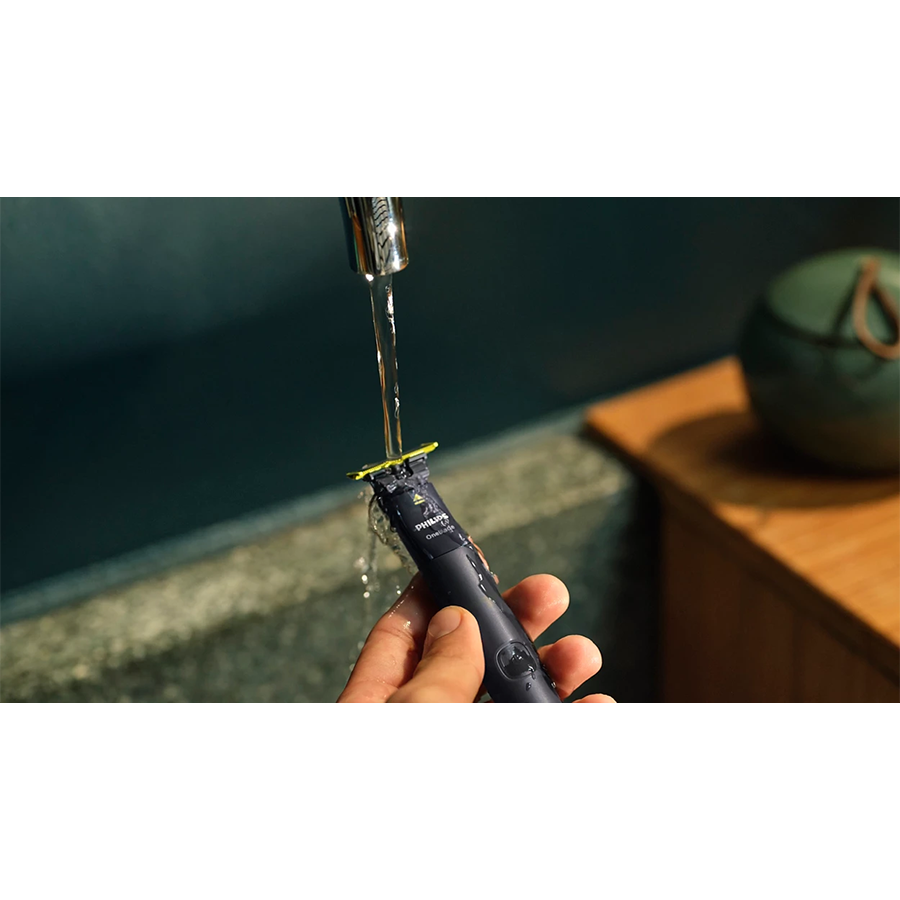 PHILIPS OneBlade trimer QP1424/10