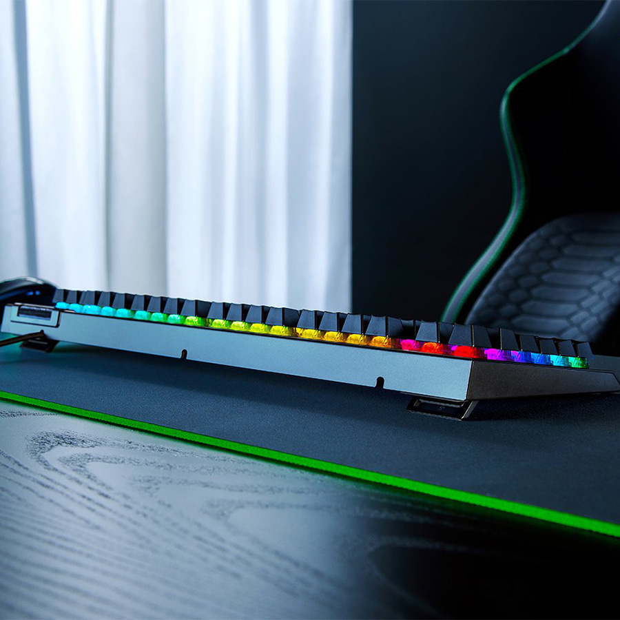 Tastatura Razer BlackWidow V4 X - Mechanical Gaming Keyboard (Green Switch) - US Layout - FRML RZ03-04700100-R3M1 - Image 5